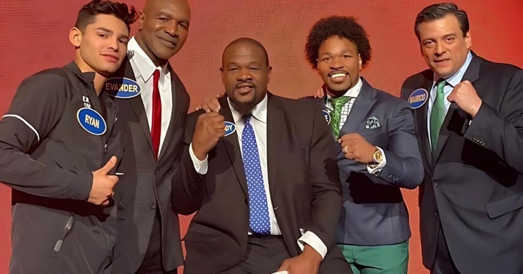 Riddick Bowe with his best firends taking a pose picture